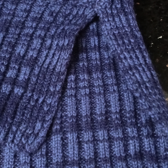 Westbound Blue Cable Knit Long Sleeve V-Neck Sweater 💙🌀💙 - Picture 7 of 9